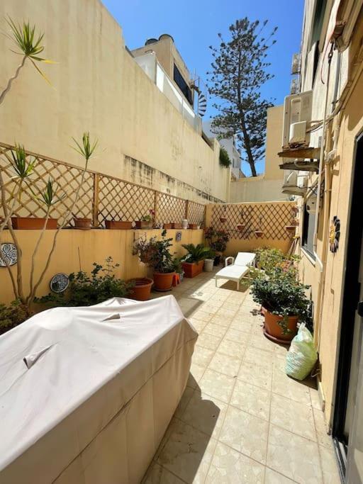 Lovely, Modern, Bright Maisonette. Heart Of Sliema Zewnętrze zdjęcie